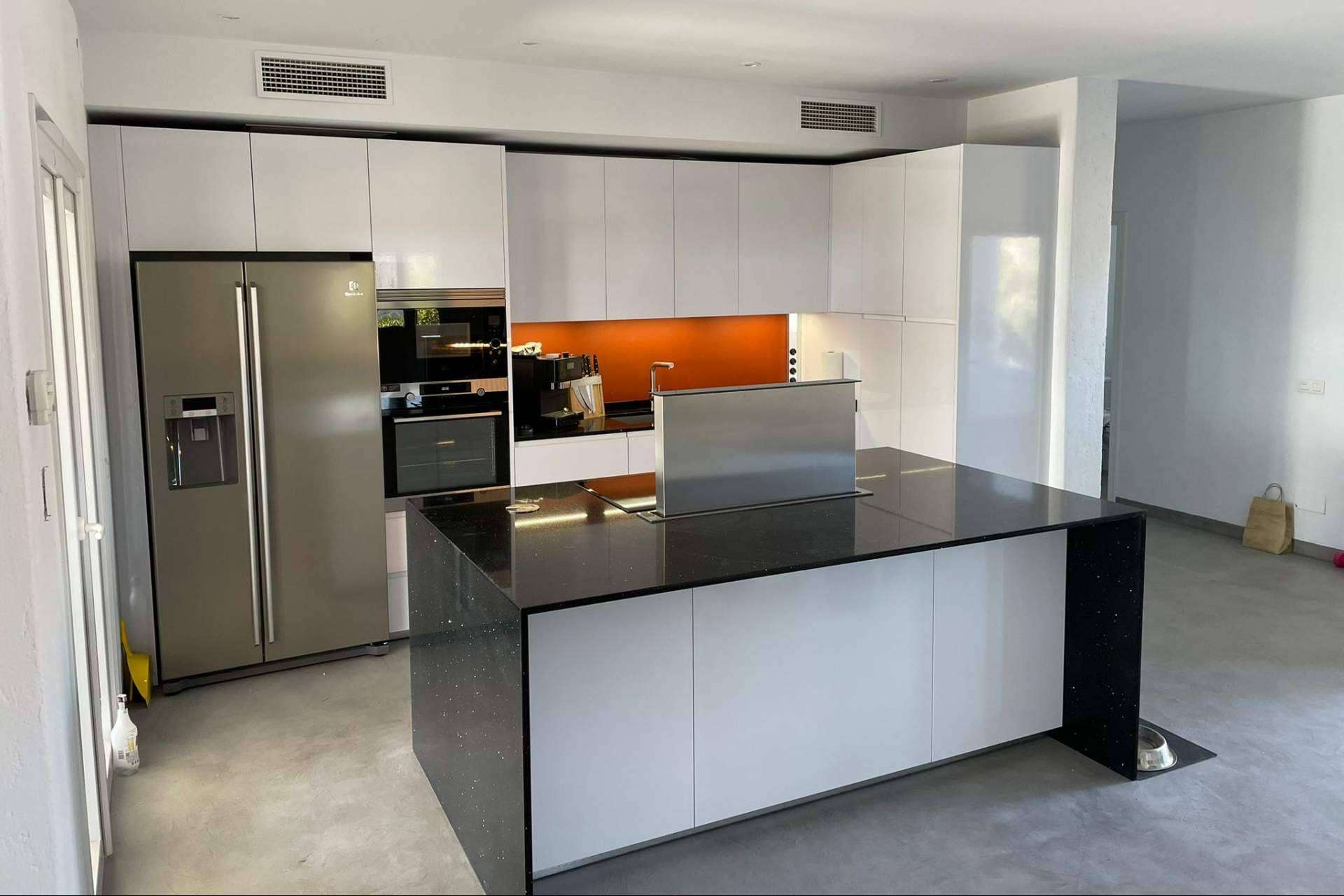 Cocinas de diseño moderno en Vélez-Málaga con Idecocina