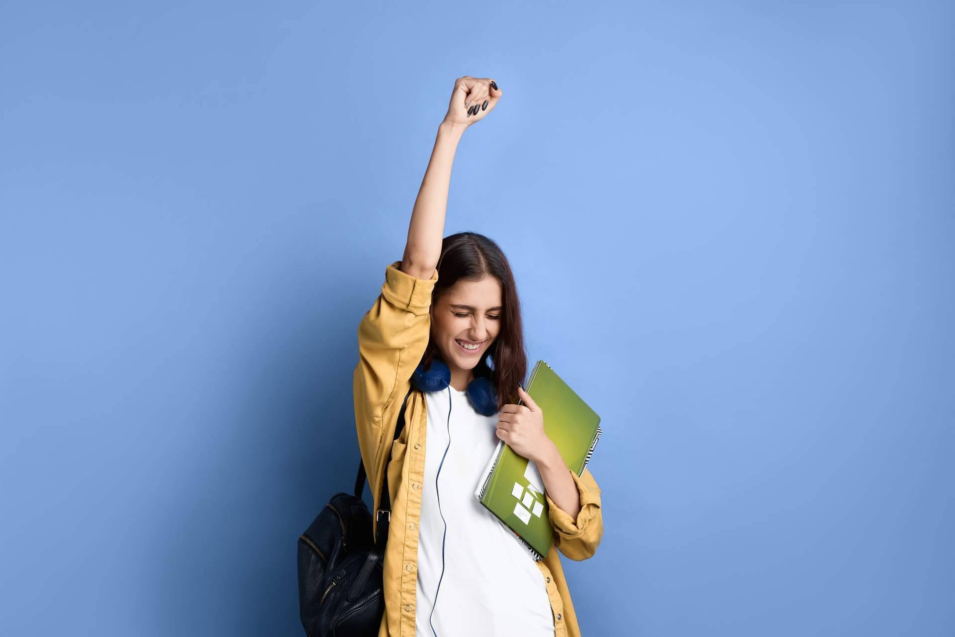 Ayuda Universitaria explica qué es una tesis doctoral