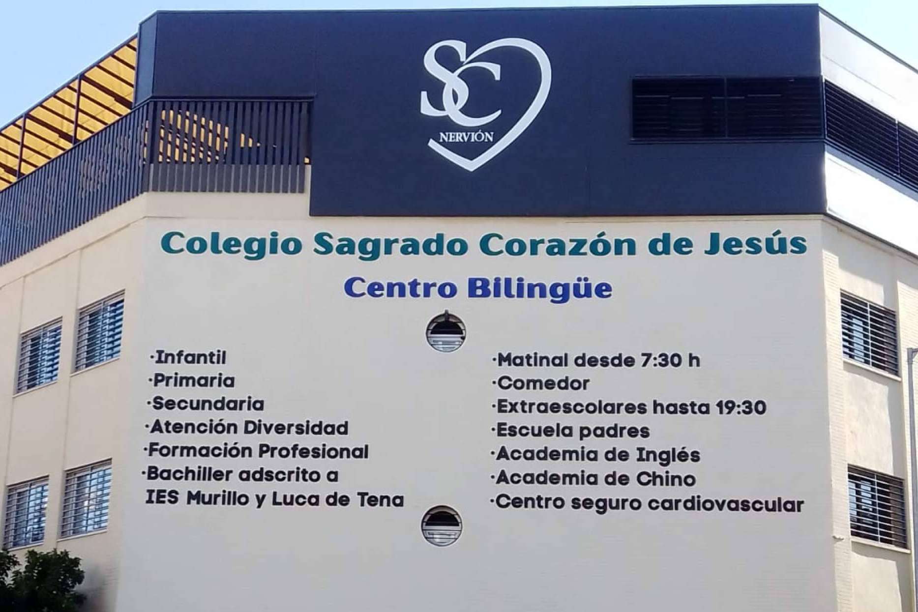 Programa de Formación Profesional Básica en Informática en el Colegio Concertado Sagrado Corazón de Jesús, Nervión, Sevilla