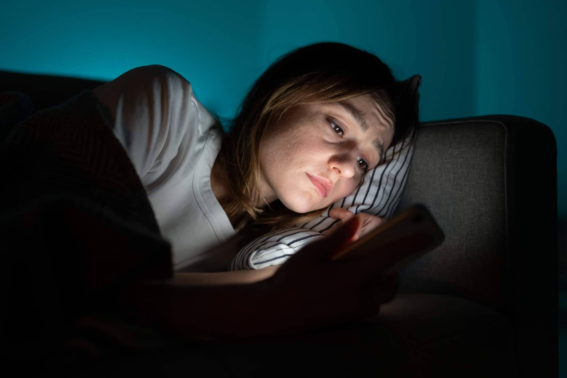 ¿Qué es la ansiedad social y cómo se trata?
