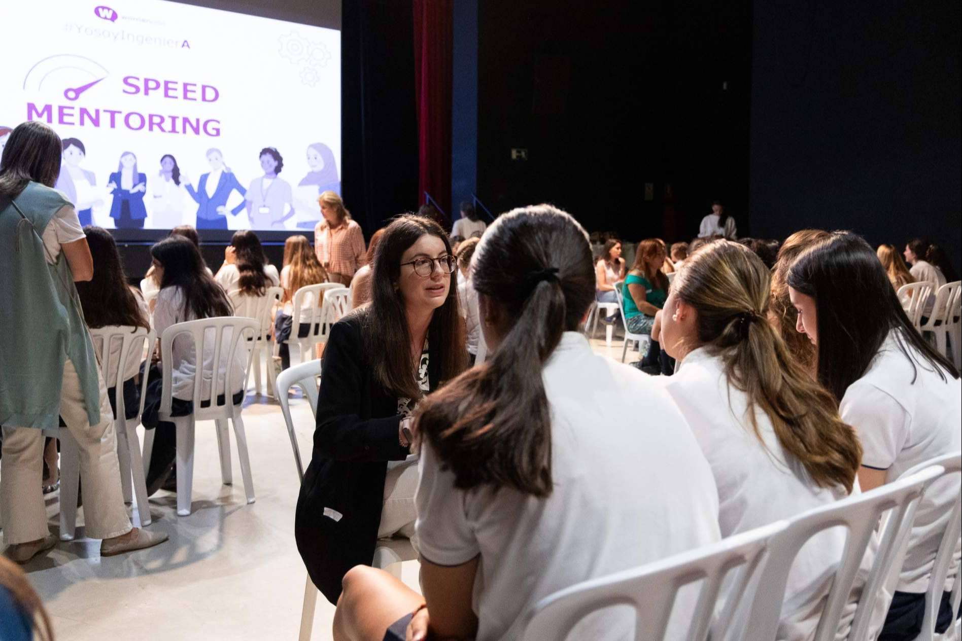 Sólo el 20% los 750.000 profesionales de la ingeniería que hay en el país son mujeres