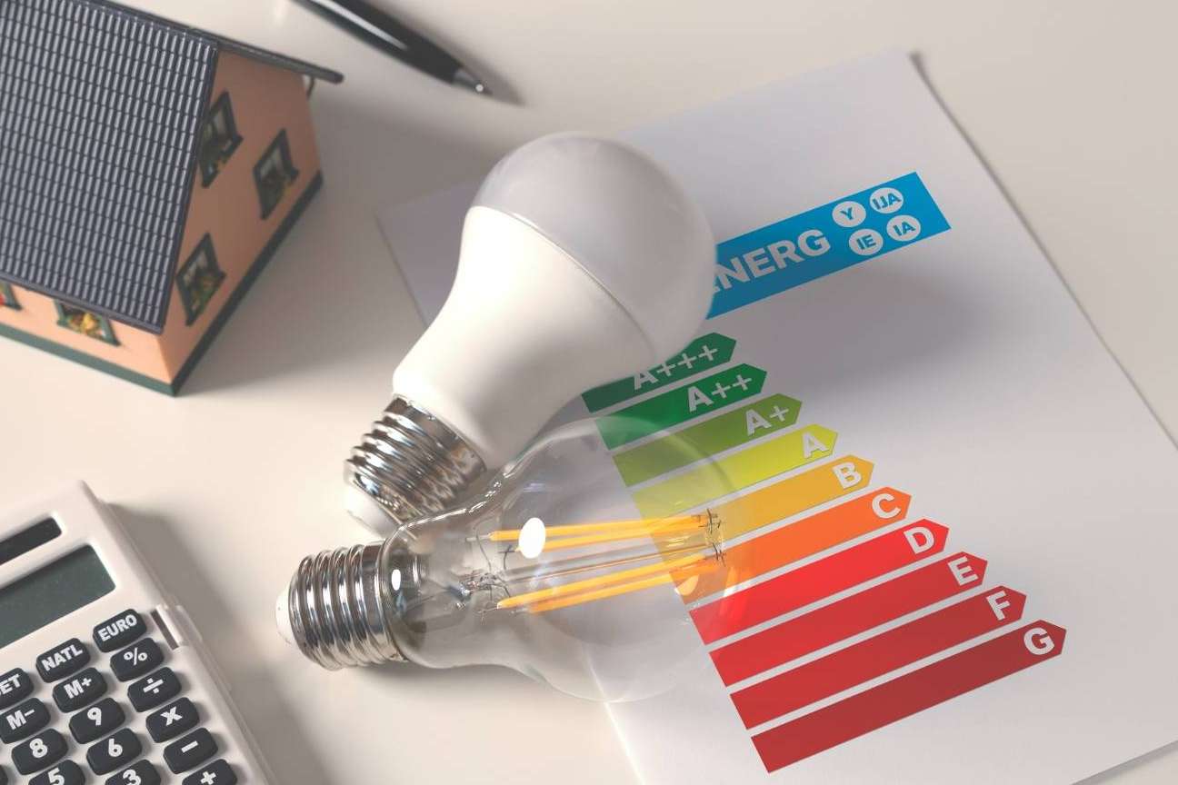 Las compañías de luz más baratas y 100% verdes de España