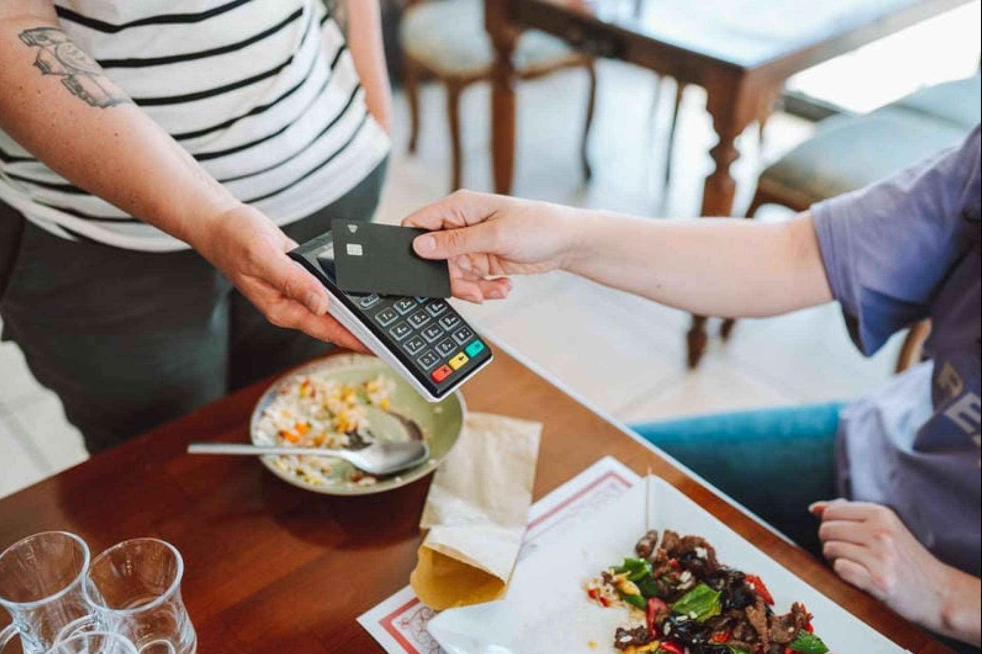 Multas de 50000€ para restaurantes que no cumplan Verifactu