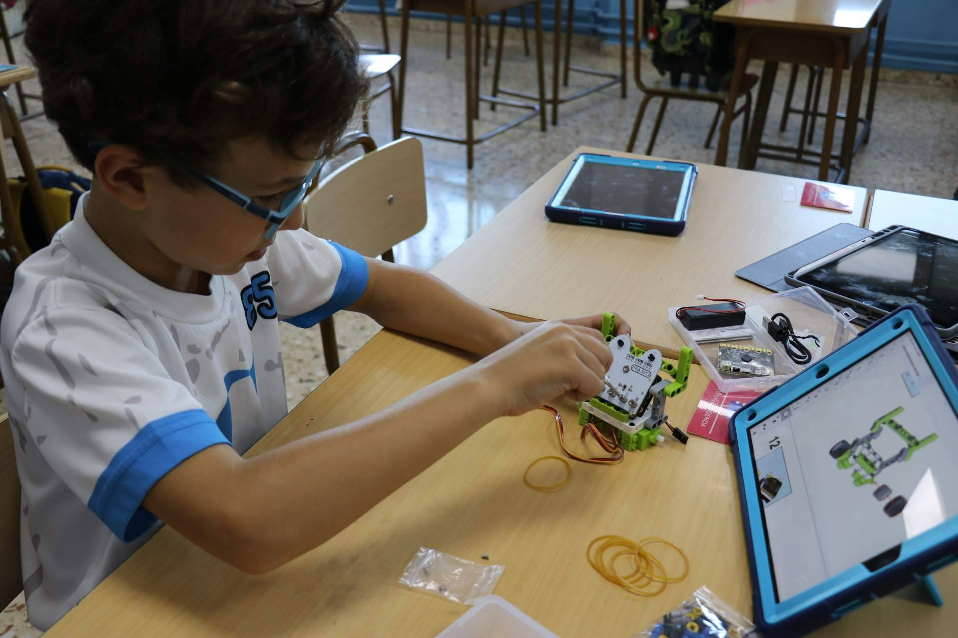 El proyecto de Casvi Villaviciosa; de consumidor digital a creador con proyectos tecnológicos